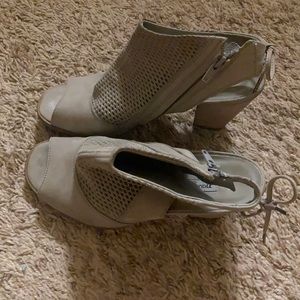 Paul green sandals size 4.5